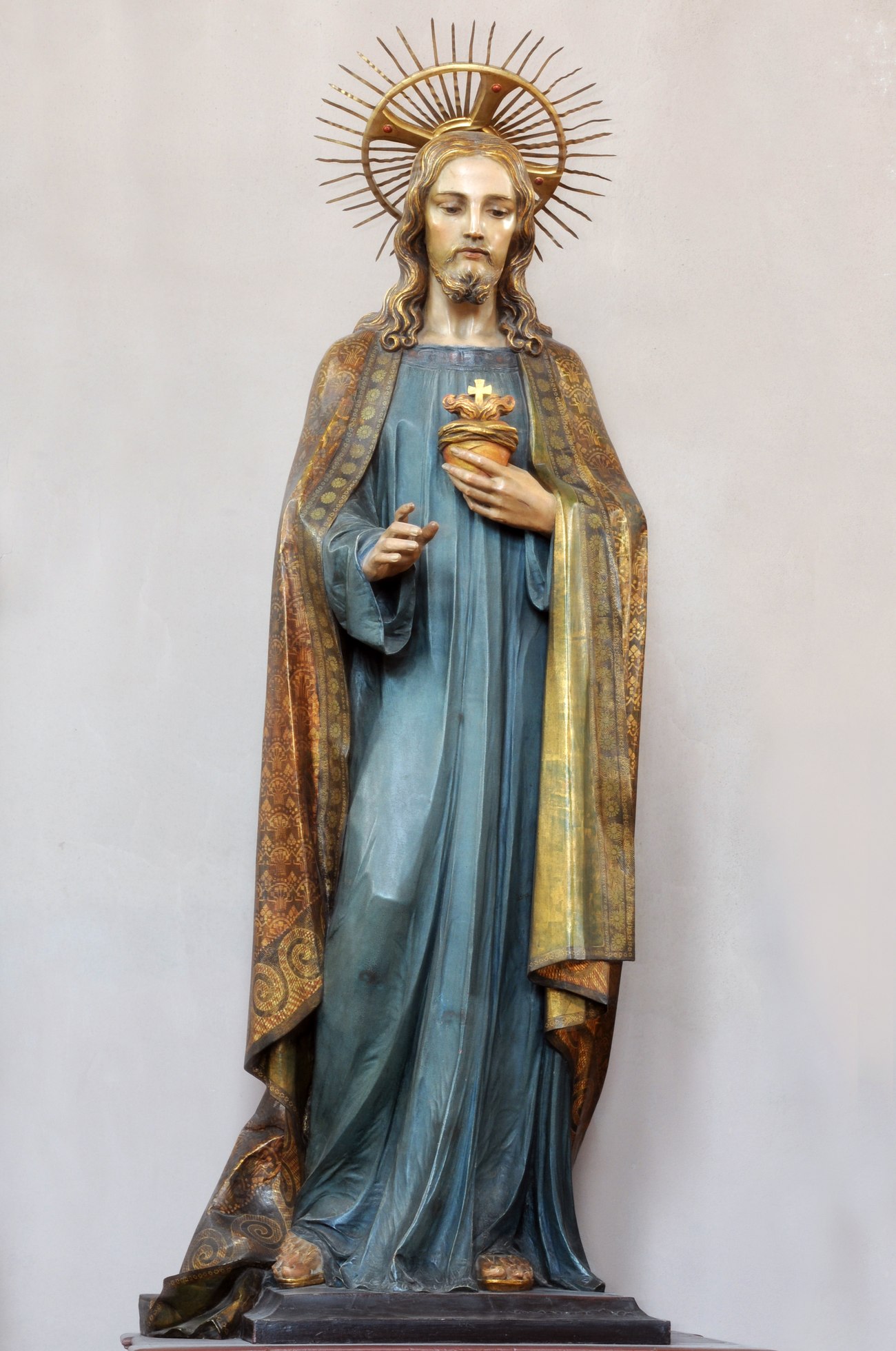 Imagem do Sagrado Coração de Jesus, que mostra o Coração coroado de espinhos e encimado pela cruz